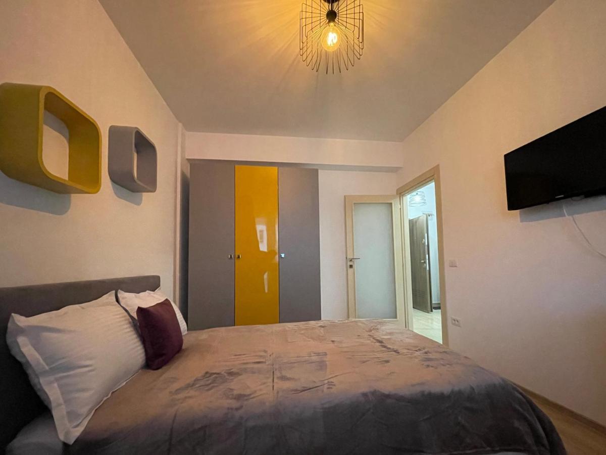 Luxury Q Residence Near Center Iasi Exterior foto