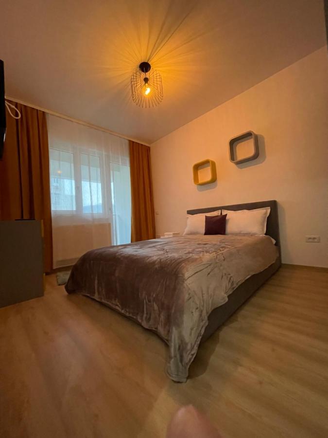 Luxury Q Residence Near Center Iasi Exterior foto